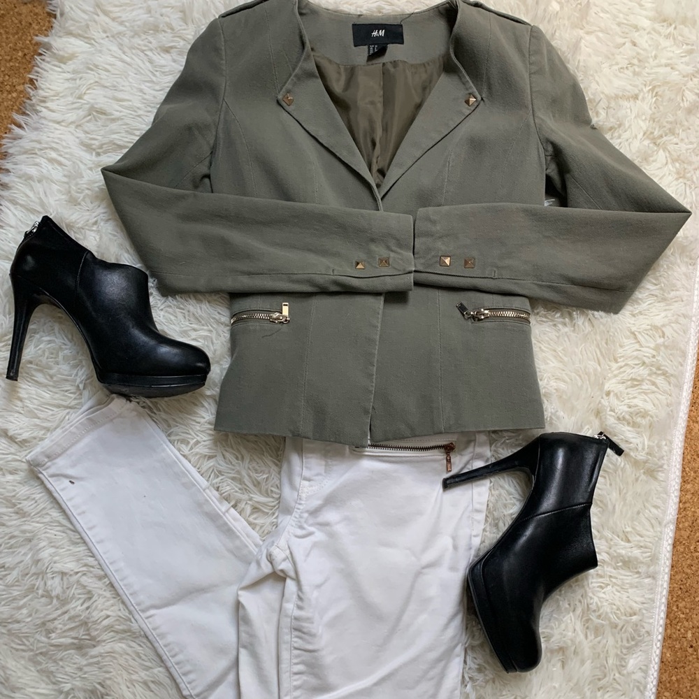Slim cropped H&M blazer 2010s